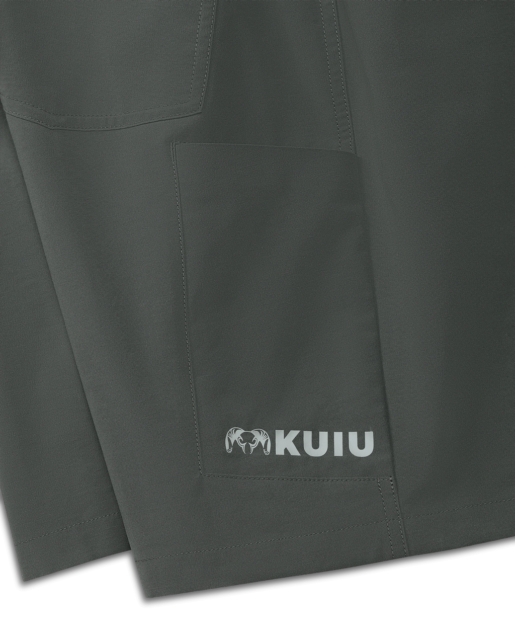 Bridger 10″ Short | Gunmetal