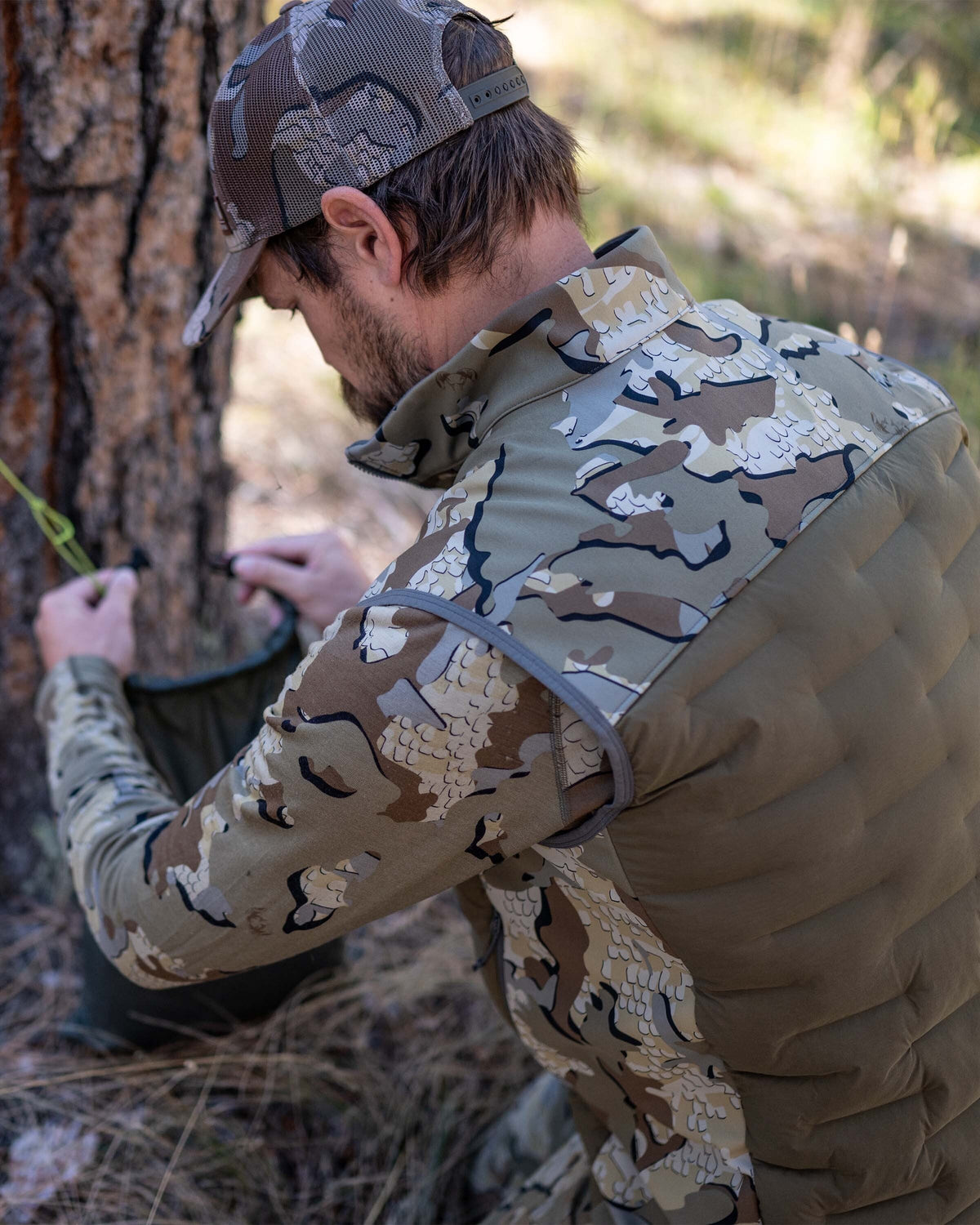 Axis Thermal Hybrid Vest | Vias